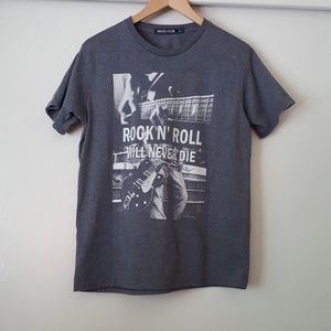 Mens t-shirt